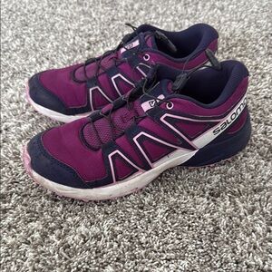 Salomon Speedcross hiking shoe